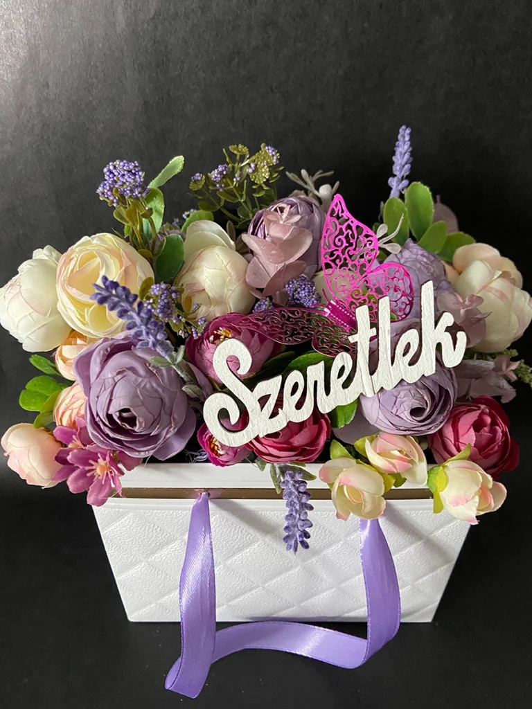 Csak úgy virágtáska