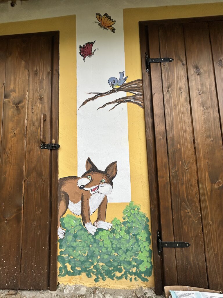 mural falfestés, gyerekszoba, mesevilág, gyerekeknek, intézményeknek